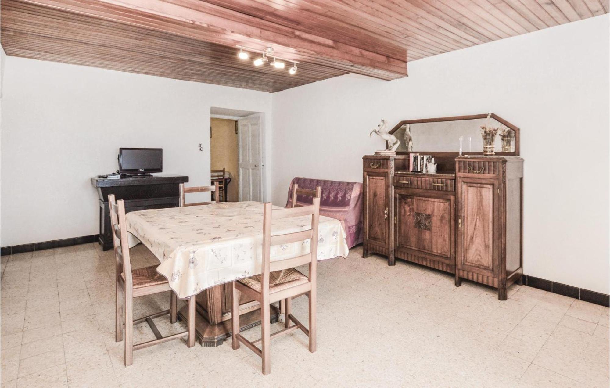 Lovely Apartment In Pietranera With Wifi Exterior foto